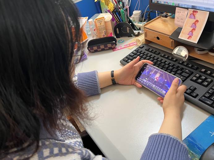 说明: C:\Users\Zhao\Desktop\WilliamHill中文官方网站组织师生收看《德耀中原—第八届河南省道德模范颁奖仪式 》\辅导员牛堃.jpg 说明: C:\Users\Zhao\Desktop\WilliamHill中文官方网站组织师生收看《德耀中原—第八届河南省道德模范颁奖仪式 》\辅导员牛堃.jpg